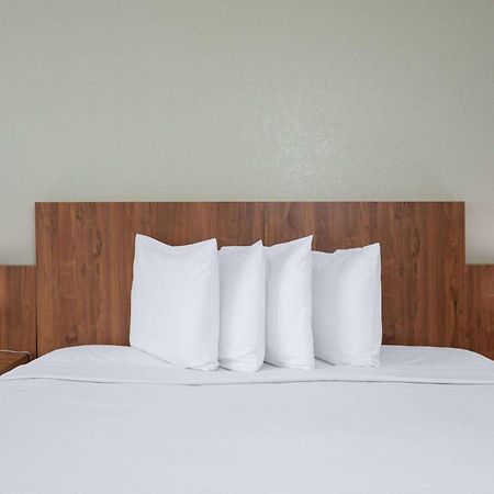 Ramada By Wyndham Altamonte Springs Near I-4 Hotel Eksteriør billede