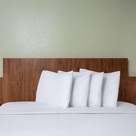 Ramada By Wyndham Altamonte Springs Near I-4 Hotel Eksteriør billede