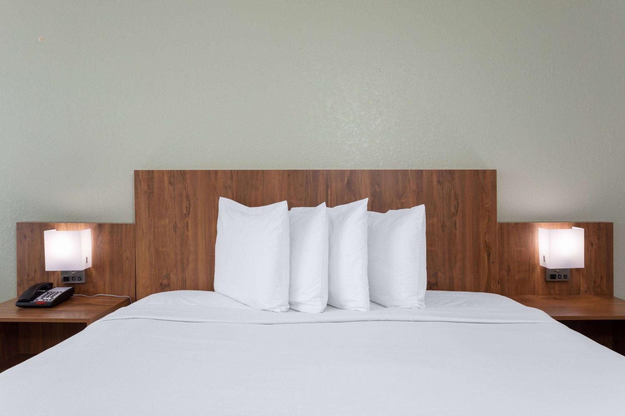 Ramada By Wyndham Altamonte Springs Near I-4 Hotel Eksteriør billede