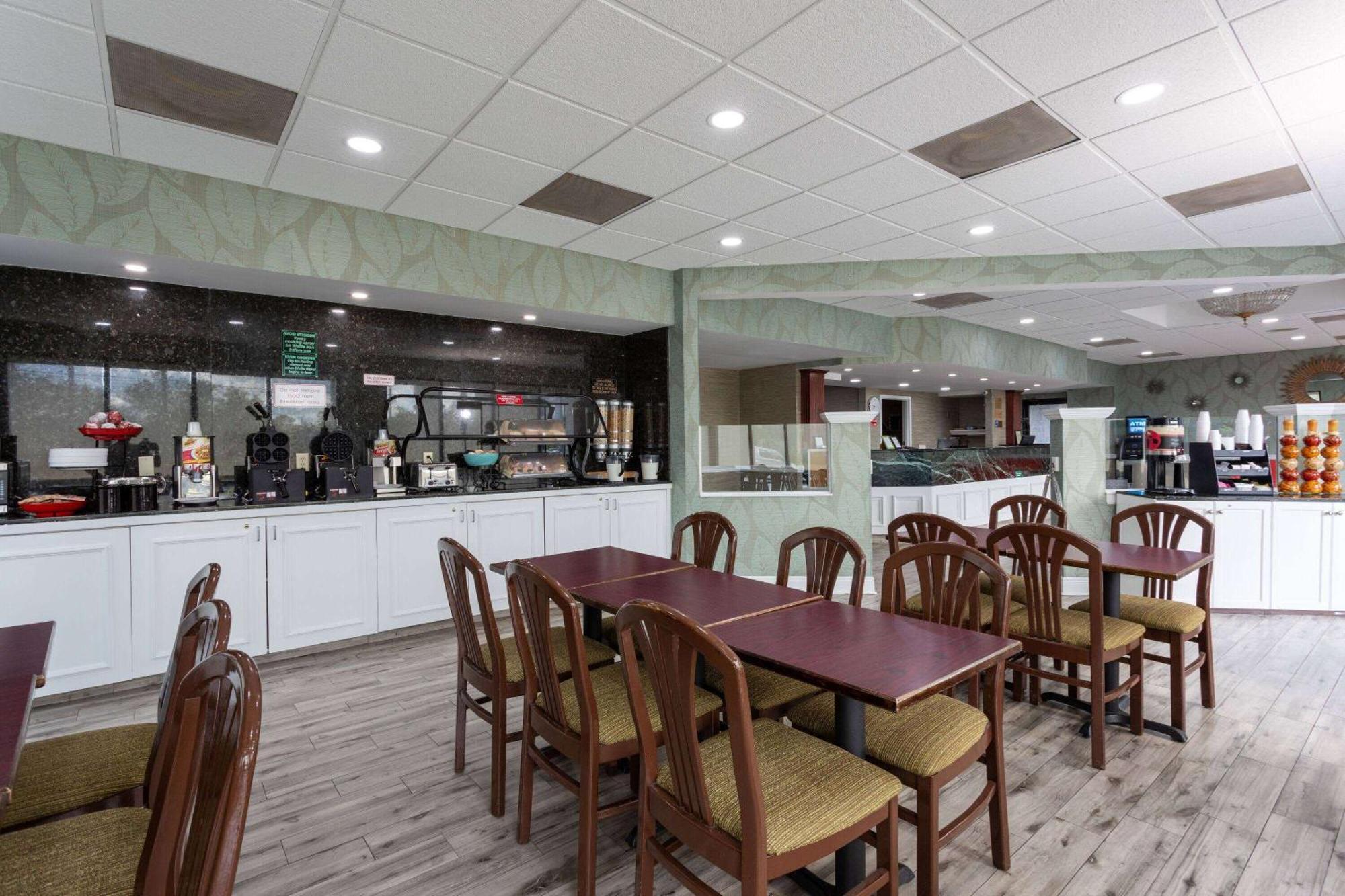 Ramada By Wyndham Altamonte Springs Near I-4 Hotel Eksteriør billede