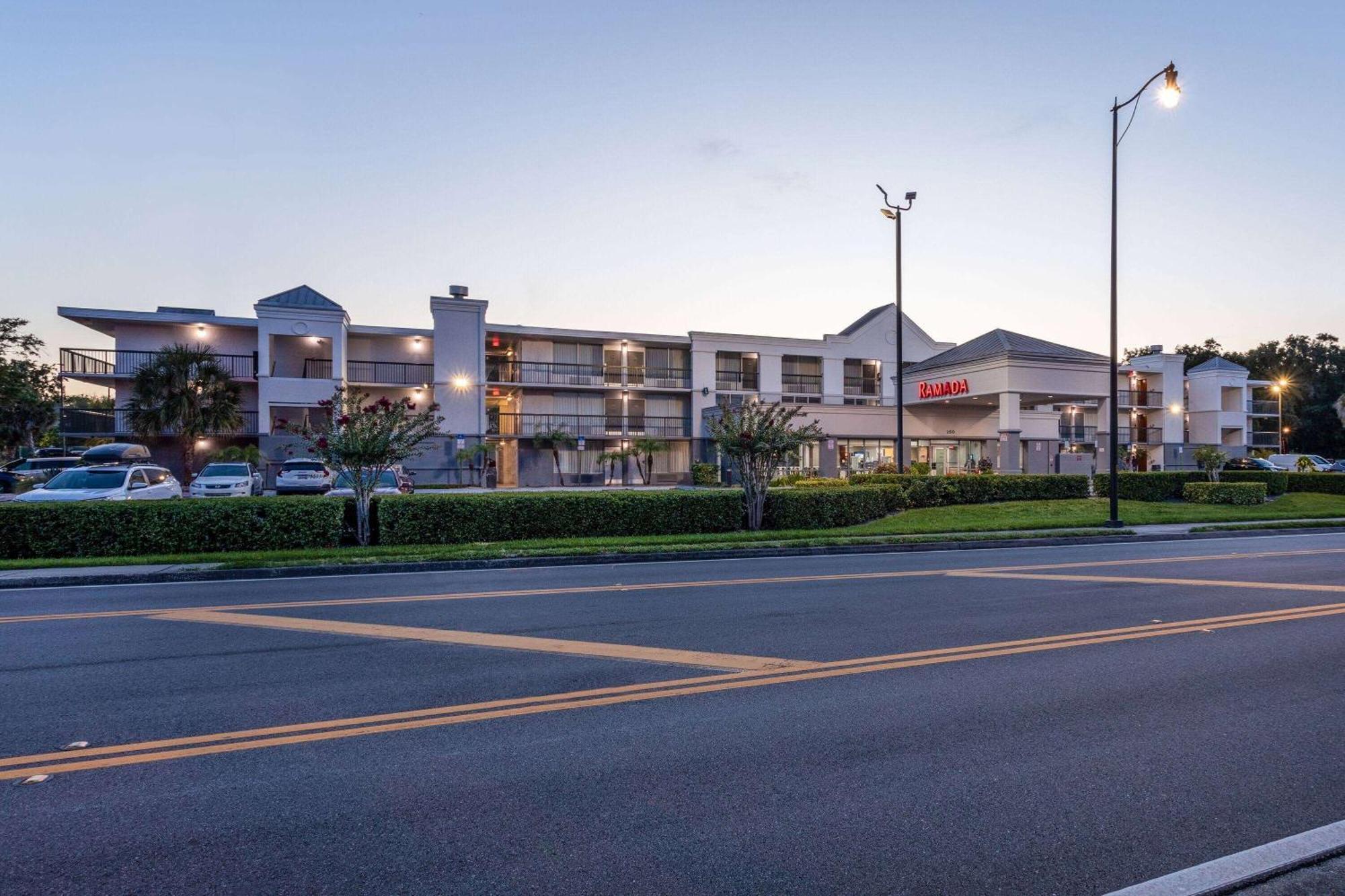 Ramada By Wyndham Altamonte Springs Near I-4 Hotel Eksteriør billede