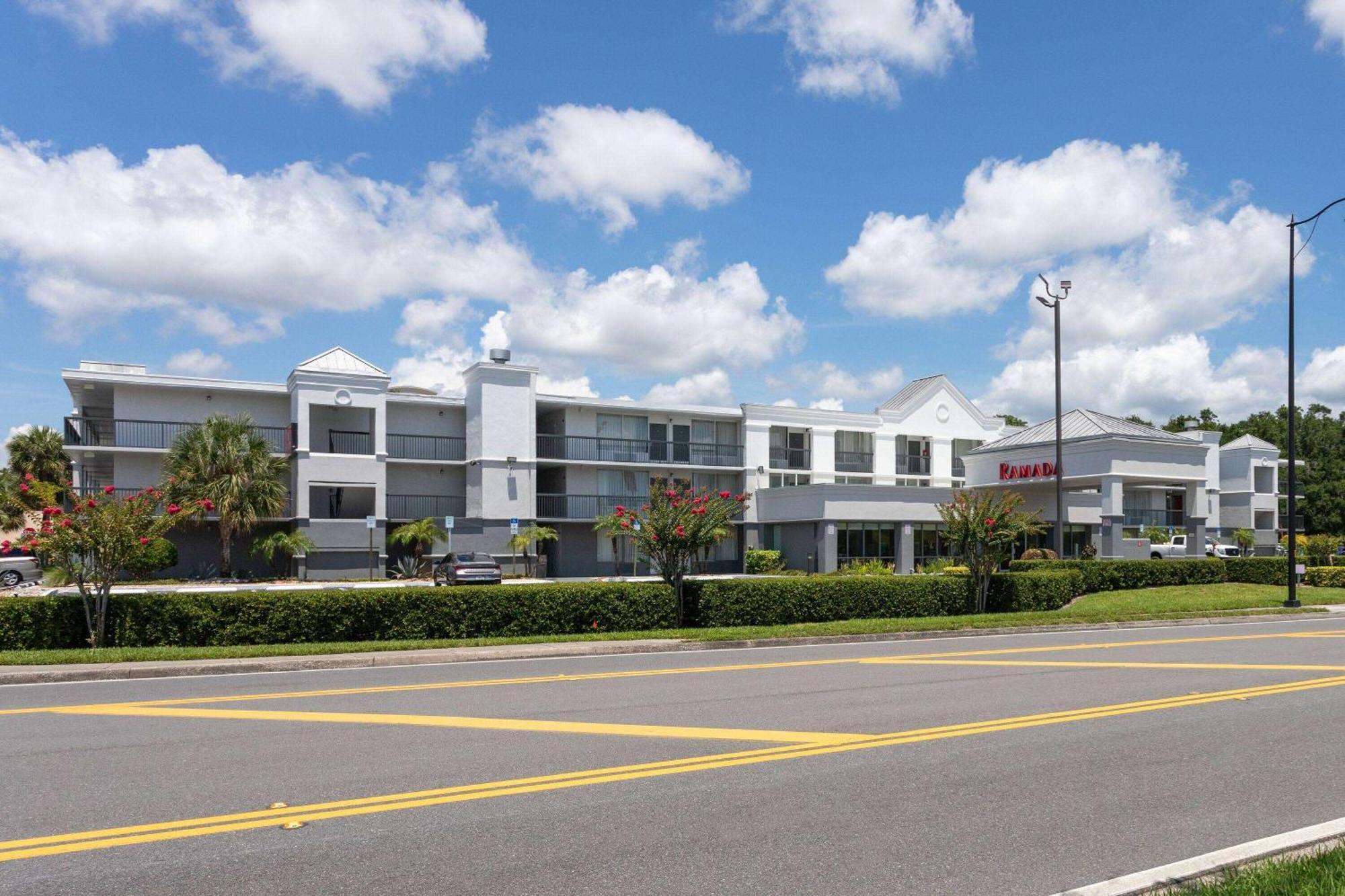 Ramada By Wyndham Altamonte Springs Near I-4 Hotel Eksteriør billede